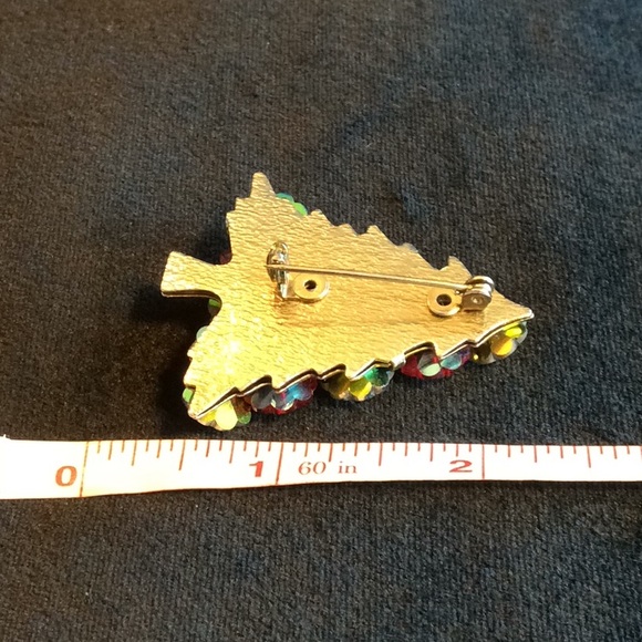 Vintage New Christmas Tree Brooch - Picture 3 of 4